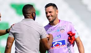 Hoy america vs millos 6pm y junior vs medellin 8pm, ademas arranca la vuelta espania con los colombianos favoritos, no te lo pierdas, compra ya tu directv en pos pago o pre pago llamando me lo puedes obtener al 3148583176. Junior Hoy El Plan De Junior Ante Millonarios En Semifinales Antena 2