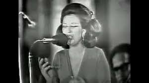 نجاة الصغيرة هى مطربة ومغنية وممثلة مصرية معروفة، تعتبر من أشهر ما أنجبت السينما المصرية، ولدت فى القاهرة يوم 11 من شهر أغسطس عام 1938، اسمها الحقيقى نجاة محمد كمال. 37 Ù…Ø¹Ù„ÙˆÙ…Ø© Ø¹Ù† Ù†Ø¬Ø§Ø© Ø§Ù„ØµØºÙŠØ±Ø© Ø­Ø±Ø± ÙˆØ§Ù„Ø¯Ù‡Ø§ Ù…Ø­Ø¶Ø± Ø§ Ø¶Ø¯ Ø¹Ø¨Ø¯ Ø§Ù„ÙˆÙ‡Ø§Ø¨ ÙˆØ³Ø± Ø®Ù„Ø§ÙÙ‡Ø§ Ù…Ø¹ Ø³Ø¹Ø§Ø¯ Ø­Ø³Ù†ÙŠ Ø§Ù„Ù…ØµØ±ÙŠ Ø§Ù„ÙŠÙˆÙ…
