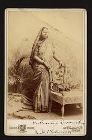 Indian Women in U.S. Medical School ...
