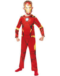 Perfetto come travestimento per te, i tuoi cari, amici, madre, figlia e adatto a tutte le occasioni cosplay. Costumi Iron Man Online Funidelia