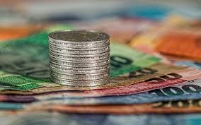 It represents that you will have a lot of luck in your life and that everything you do will be a success. Dreams About Finding Money Interpretation And Meaning