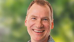 Interview mit Ingo Lies: Klima- und Naturschutzthemen gehören in jedes  Verkaufsgespräch