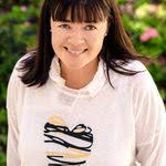 Gena Hubbard's Instagram, Twitter & Facebook