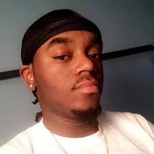 Megan Pitt (@MrsPitt11)