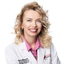 Alana Kent's Instagram, Twitter & Facebook