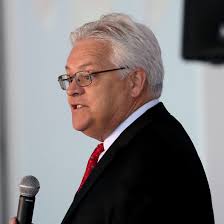 Neenah's Menasha Corporation picks former Mercury Marine leader as CEO