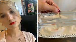 Lipstick smudged on your partner's face is never a good look and the main reason why women often forgo bold lips on date night in favor of sultry eyes. Best Long Lasting Lipstick To Wear Under A Face Mask Glamour