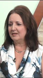 Amber Uhler, AKA Mrs. Gulf Coast returns to the studio to share the depths  behind her weight loss journey, how setting small goals can transform your  life, and the taboo controversies that