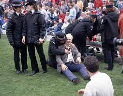 Jurors agree fans played no part in the deaths and instead blame police failures, stadium. Hillsborough Disaster Devastating Pictures After 96 Killed Pictures Pics Express Co Uk