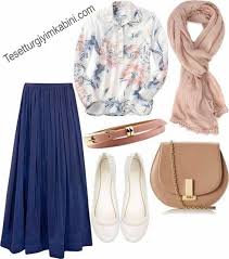 Bu düzende ilerlendiğinde salon için uyumlu renk seçimleri yapmak bir hayli kolaylaşacaktır. 4 Adimda Lacivert Kombin Nasil Yapilir