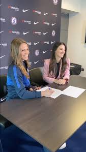 Chelsea women corner stats, schedule. Chelsea Football Club Women Behind The Scenes Melanie Leupolz Signs For Chelsea Facebook