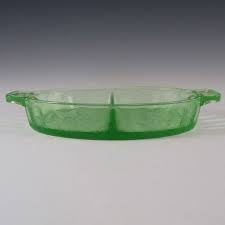 Green jeanette cube cubist green depression glass 6 sherbet/bread plate set 6pc. Jeannette Poinsettia Floral Green Depression Glass Dish 28 50
