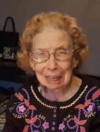 Etta Chaney's Instagram, Twitter & Facebook