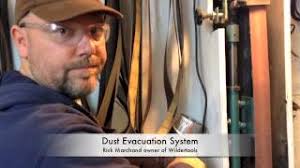 Dust Evacuation System for a Belt Grinder