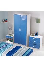 Children grow up fast — and they outgrow bedroom furniture even faster! Carleton 3 Piece High Gloss Kids Bedroom Set Studio