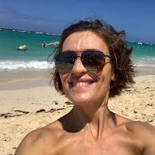 Ou se quisermos de forma positiva. Sopracciglio Relitto Ragnatela Fatima Lopes Meias De Liga Facilitare Vedi Gli Insetti Senza Testa