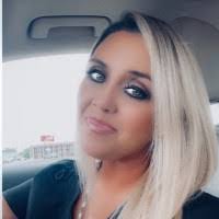 Amber Mcminn's Instagram, Twitter & Facebook