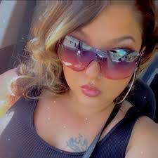 Natasha Brister's Instagram, Twitter & Facebook