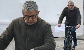 Now, it's liam kensington's turn. Rowan Atkinson Takes Inspiration From His Iconic Character Mr Bean With A Wobbly Bike Ride In London Daily Mail Online