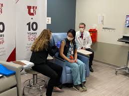 The month, which began on a thursday, ended on a saturday after this is an archived version of wikipedia's current events portal from october 2020. Fox 13 News Utah On Twitter First Covid 19 Vaccine In Utah Given To Hospital Worker Https T Co X4f2bga9e9