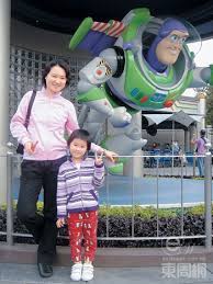 李慧琼 ， sbs ， jp （ 1974年 3月13號 —）係 香港立法會 議員（第四屆： 九龍西選區 ；第五屆至今： 區議會（第二）功能界別 ）， 九龍城區議會 議員， 民建聯 主席，鄉下係 廣東 南海 。. æŽæ…§ç¼è¦ªå­å¤©é¦¬è¡Œç©º è¦ªå­å¤©åœ° æ¯å¿ƒè‚æ±å'¨ç¶² æ±å'¨åˆŠå®˜æ–¹ç¶²ç«™