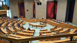 In de tweede kamer ontstaan regeringscoalities en vallen ze weer uiteen. Steun Henk Krol In Het Pensioendebat In Den Haag Statenfractie 50plus Gelderland