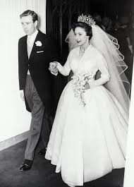 Following the abdication of edward viii to marry american. Prinzessin Margaret 71 Vor 60 Jahren Heiratete Sie Und Es War Historisch Bunte De