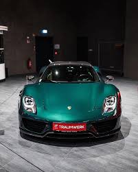 best color on a 918 photos by zachbrehl blacklist porsche 918 porsche bmw cars