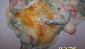 Légumes cuits séparemment à l'anglaise et liés. Gratin De Legumes Et De Crevettes Recettes Du Quebec