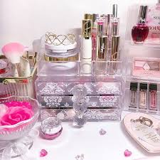 ゆーりさんはinstagramを利用しています 今日のメイク 今日は時間がなかったので 久々のナチュラルメイクです ˊᵕˋ pditeのいろみずチークは馴染みが良いので 薄めにつければ自然な血色感が出て ナチュラルメイクにピッタリです コスメ 収納