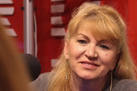 Time to speak out is now, telling me to stick to tennis=block #blm. Americanky Vic Skryvaji Neveru Jsou Konzervativnejsi Rika Martina Formanova Pise O Nich V Povidkach Natelo Radiozurnal