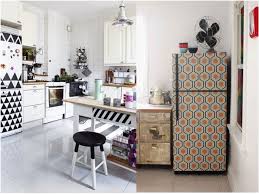 Las cocinas pequeñas pueden tener el mismo encanto que una grande, solo hay que tener en cuenta algunas particularidades. Decoracion De Cocinas Con Papel Pintado Top 2020