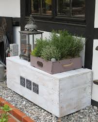 Aus diesem grund empfehlen wir ihnen sich eine helfende hand zu suchen um die truhenbank weiß. Sitztruhe Garten Truhe Holz Gartenbank Holzkiste Kiste Frachtkiste Truhenbank In Mobel Amp Wohnen Mobel Tische Truhenbank Garten Sitztruhe Sitztruhe Holz