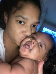 BreAnn York (@bumbllebre)