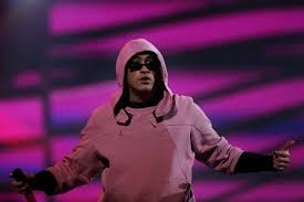 La super estrella del trap y la música urbana vuelve a chile. Bad Bunny Was On The Last Day Of Vina Del Mar 2019 But Was Criticized By A Deputy Of Chile Halids