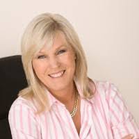 Beverly Friend's Instagram, Twitter & Facebook