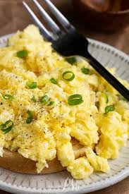 How To Cook The Best Soft Scrambled Eggs Scrambled Eggs Recipe Brunch Recipes Recipes