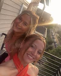 Christy Kruse's Instagram, Twitter & Facebook