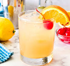 Amaretto Sour Recipe In 2020 Amaretto Sour Amaretto Stone Sour Recipe Sour Foods