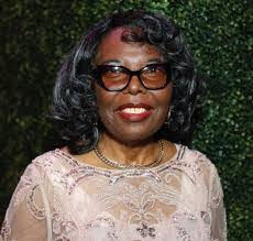 Minnie Singleton's Instagram, Twitter & Facebook