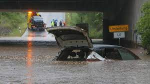 Das wetteronline wetterradar in hoher auflösung zeigt ihnen weltweit das ganze wetter live und interaktiv für ihren ort auf einen blick und in höchster auflösung. Unwetter Strassen Uberflutet Freibad Crossen Dicht Wasserschaden Im Schumannhaus Radio Leipzig