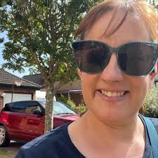 Hello, does anyone know of any netball clubs for a 12 year old girl?