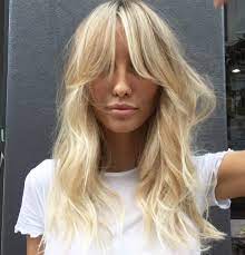 Gefallt 1 240 Mal 15 Kommentare Headstudio Auf Instagram Valentines Spots Available Treat Yourself Hair Styles Long Hair Styles 70s Hair