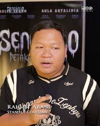 Adegan dewasa, jangan ditiru! Udah dewasa juga ga boleh niru sih. Ditonton  aja keGoblok-an nya, biar ketawa-ketawa GJLS deh. Siap Goblok 12 Juni 2025  di FLIX Cinema?! #GJLS #IBUKUIBUIBU #komedi #SIAPGOBLOK12JUNI2025  #SiapGoblok #