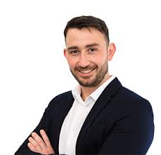 Congratulations to our Associates