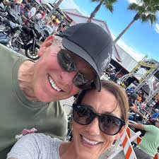 Insane V8 Boss Hoss Trike Motorcycle Turns Heads