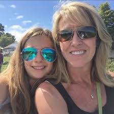 Cathy Wiseman's Instagram, Twitter & Facebook