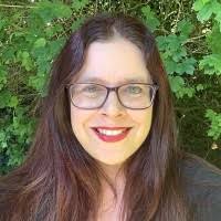 Jo Sennitt's Instagram, Twitter & Facebook