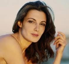 Who is Mónica Molina dating? Mónica Molina boyfriend, husband