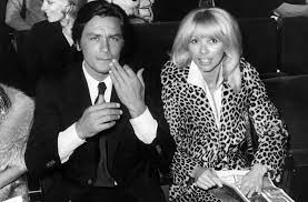 Un témoignage émouvant qui confirme le lien très fort qui unissait mireille darc et anthony delon. Quand Anthony Delon Se Confiait Sur Son Lien Avec Mireille Darc Marie Claire
